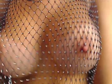 webcam girl eat_mee_out capture image #4010624
