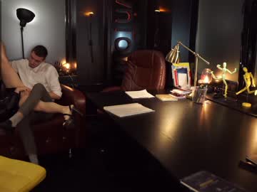 webcam girl xxx_downtown_xxx capture image #281327