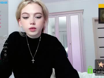 webcam girl small_blondee capture image #4802591