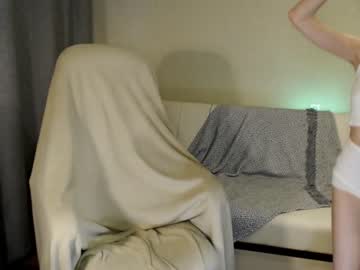 webcam girl sonyaplush capture image #878686