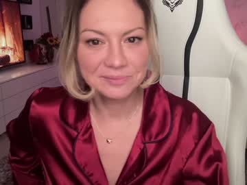 webcam girl kiradivine capture image #825892