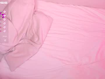 webcam girl aveksmr capture image #4570928