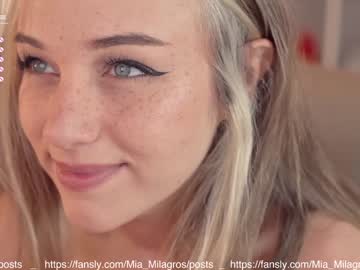 webcam girl mia_milagros capture image #3241028