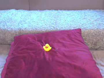 webcam girl xtina__ capture image #2910696