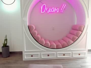webcam girl ashlyeroberts1 capture image #3437990