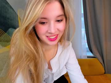 webcam girl milablush capture image #4439650