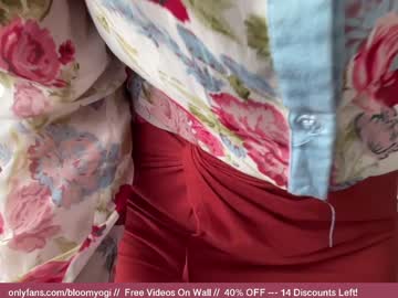webcam girl bloomyogi capture image #2923621