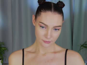 webcam girl katrin_sweeft capture image #4942425