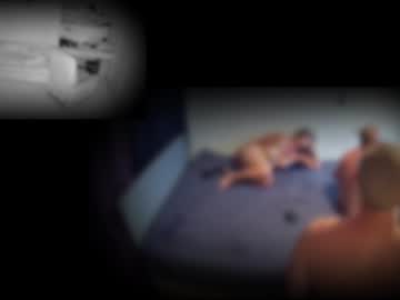 webcam couple hotwife_1982 capture image #3037748