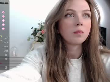 webcam girl small_blondee capture image #2892926