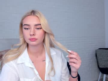 webcam girl 8a8y_nura capture image #2256895