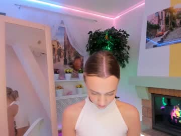webcam girl xoanetta capture image #977183