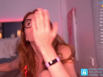 webcam girl sweetkira555 capture image #2772033
