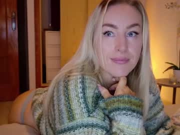 webcam girl christinasiemone capture image #5591566