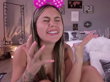 webcam girl ashlyeroberts1 capture image #165974