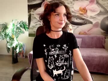 webcam girl jennycutey capture image #4915334