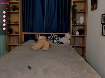 webcam girl _military_ capture image #3735732