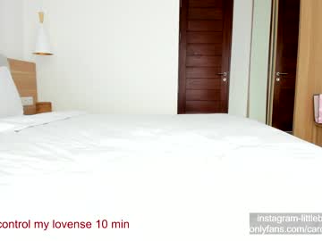 webcam girl carolinaherera capture image #3185049