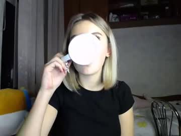 webcam girl melena_shy capture image #386361