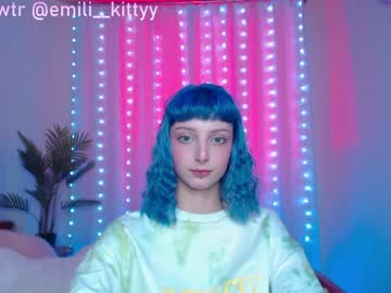 webcam girl lit1le_kitty_ capture image #1061145