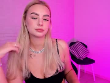webcam girl 8a8y_nura capture image #1652468