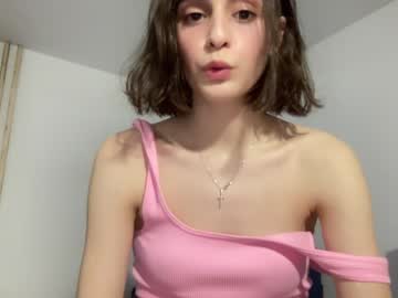 webcam girl crown_of_vice01 capture image #5372110