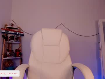 webcam girl annie_dreams capture image #253366