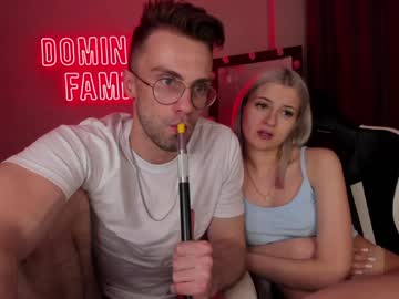 webcam couple dominant_family capture image #2376442