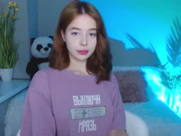 webcam girl liitle_flower capture image #3001936