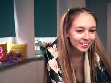 webcam girl aleksa_cutie capture image #1866370