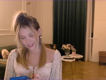 webcam girl bitter_moon capture image #4932142
