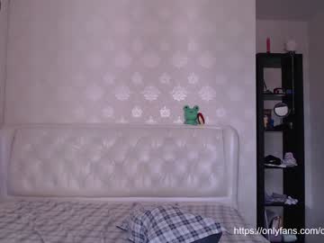 webcam girl _mllymoore_ capture image #3244003
