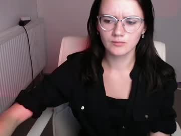 webcam girl ketrin_pirsss capture image #5566812
