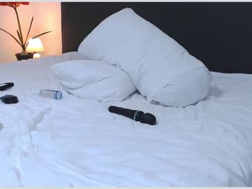 webcam girl sweetgirlandbigcock capture image #2182600
