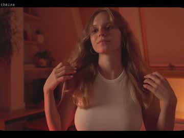 webcam girl chillwithkira capture image #2577558