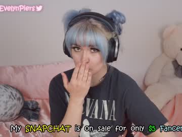 webcam girl evelynpiers capture image #397618