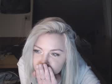 webcam girl kipsy420 capture image #1700659