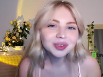 webcam girl shy_blondiee capture image #5189752
