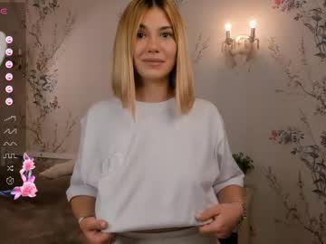 webcam girl loraalvey capture image #5578193