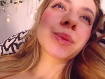 webcam girl lillpio capture image #4060659