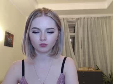 webcam girl yvaine777 capture image #1850030