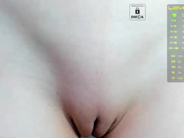 webcam girl _witch__ capture image #2075913