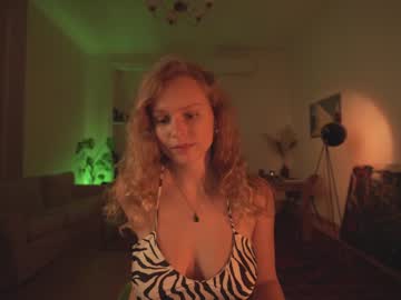 webcam girl thelawofattraction capture image #816871