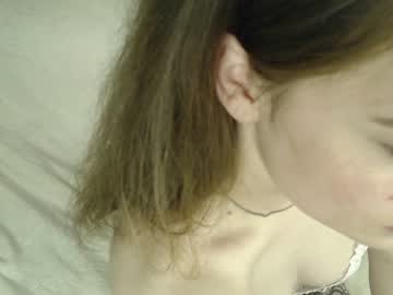 webcam girl amycorner capture image #2665993