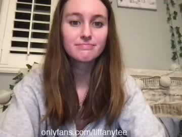 webcam girl tiffanytee2 capture image #4907520