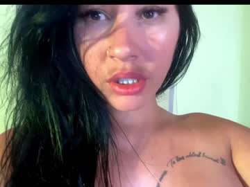 webcam girl amy_queen7 capture image #1204577