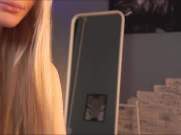 webcam girl white_godness capture image #4793483