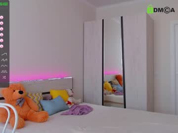 webcam girl princess_lolli capture image #3435609