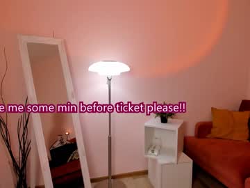 webcam girl lottie_shine capture image #4069867