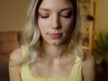 webcam girl darlineash capture image #5605568